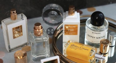 Xịt Nước Hoa Sao Cho Đúng Cách?  