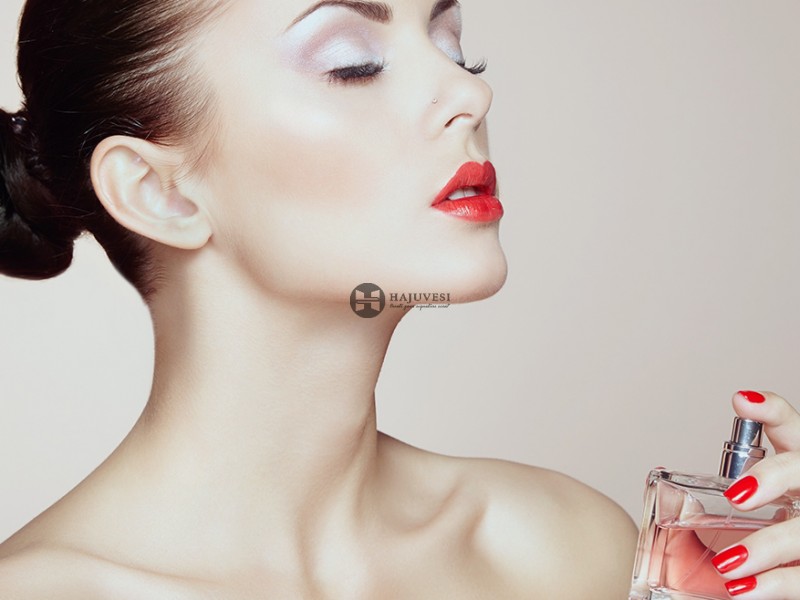 Bí Quyết Chọn Hương Nước Hoa Cho Ngày Hè Sôi Động 